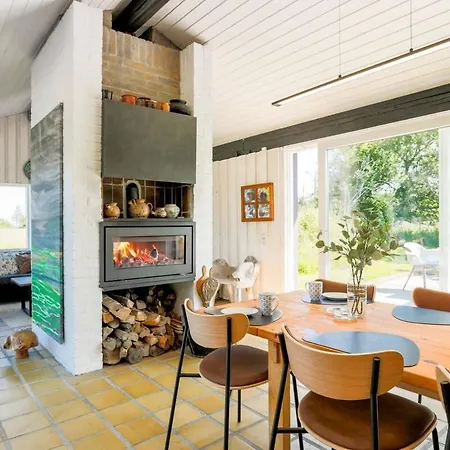 Holiday home Perlen Tversted *